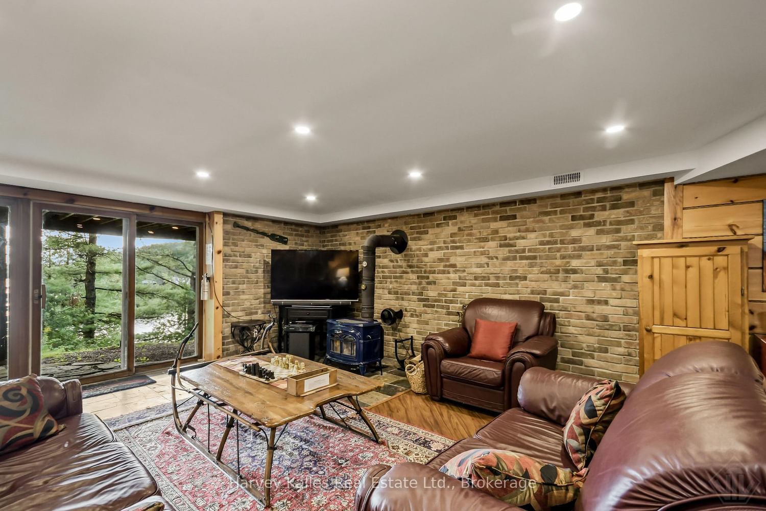 1113 Golf Avenue Road • #Unit #9 • Muskoka Lakes, ON photo 31