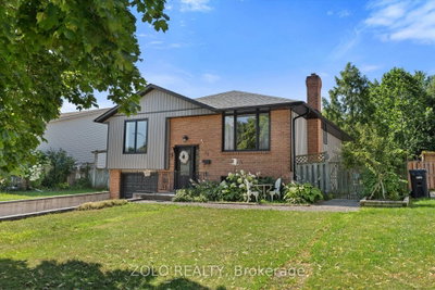 13 Cowan Drive • Thorold, ON photo 2