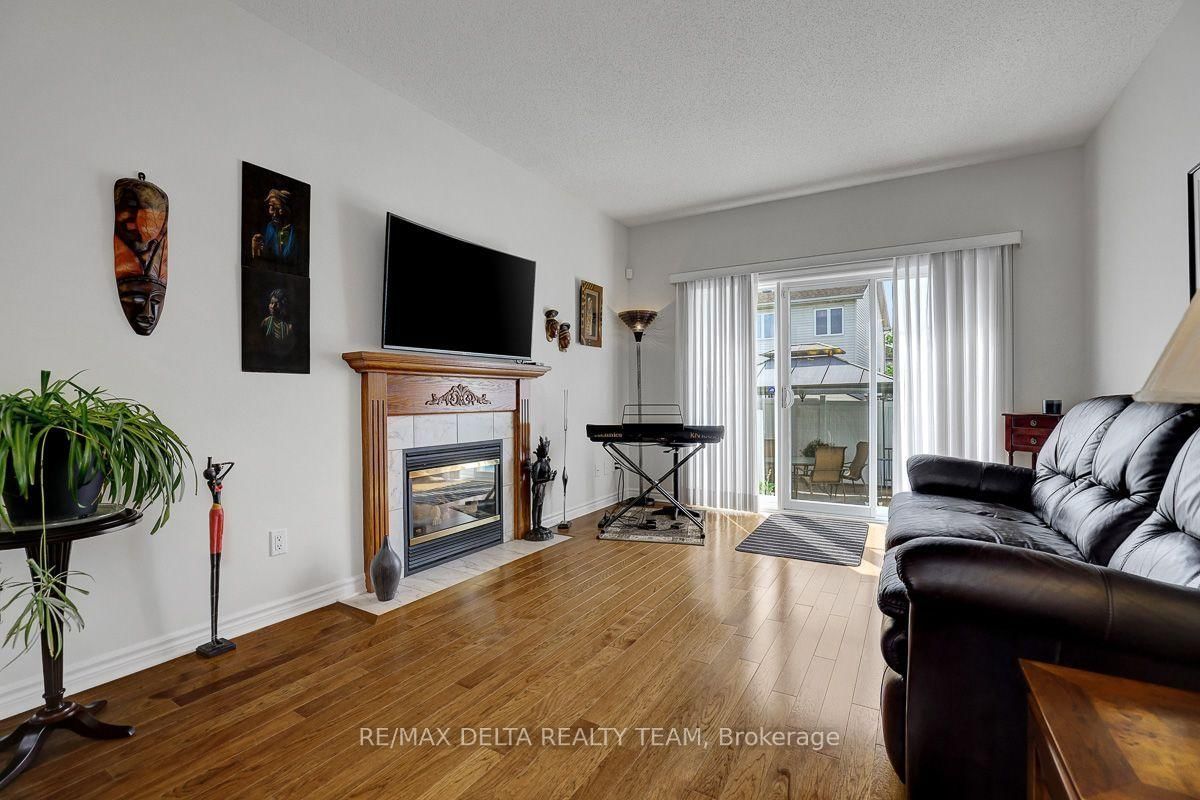 1032 Valin Street • Ottawa, ON photo 11