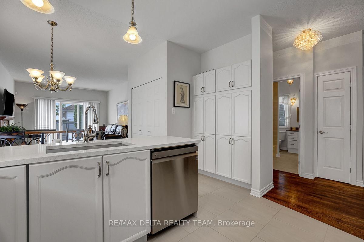 1032 Valin Street • Ottawa, ON photo 18