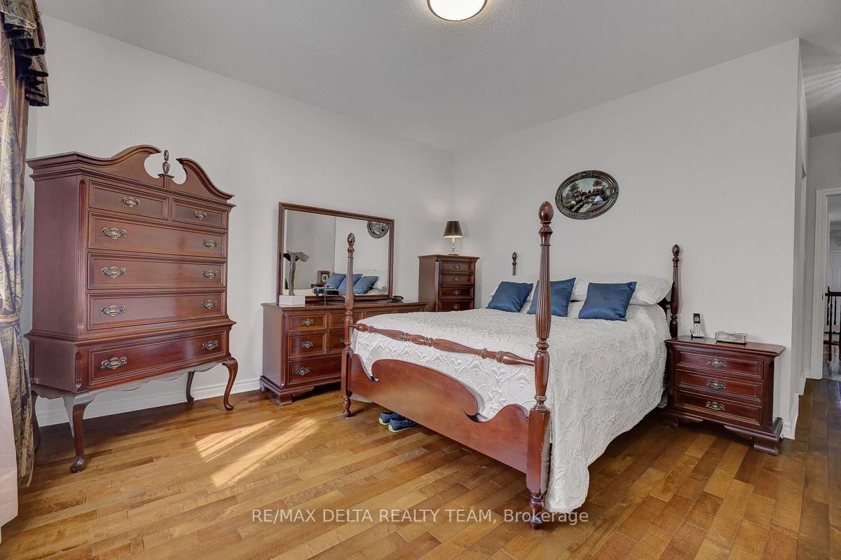 1032 Valin Street • Ottawa, ON photo 20