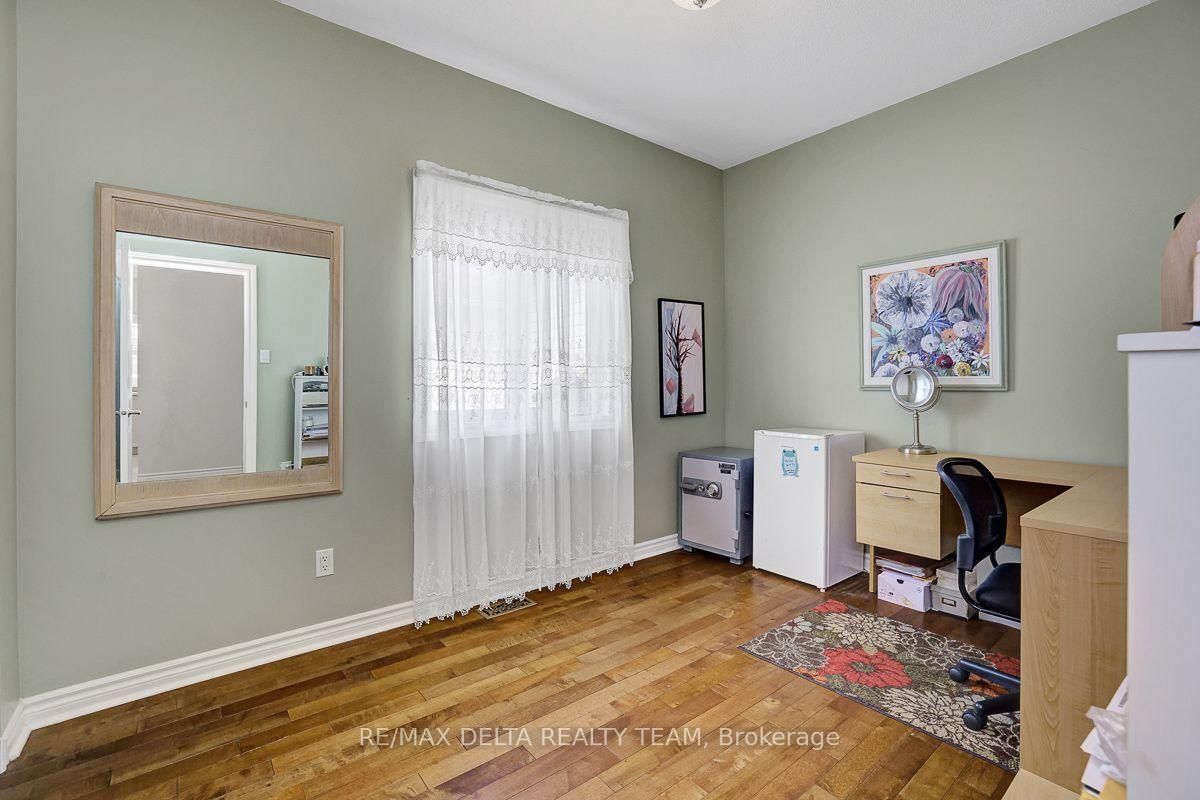 1032 Valin Street • Ottawa, ON photo 24