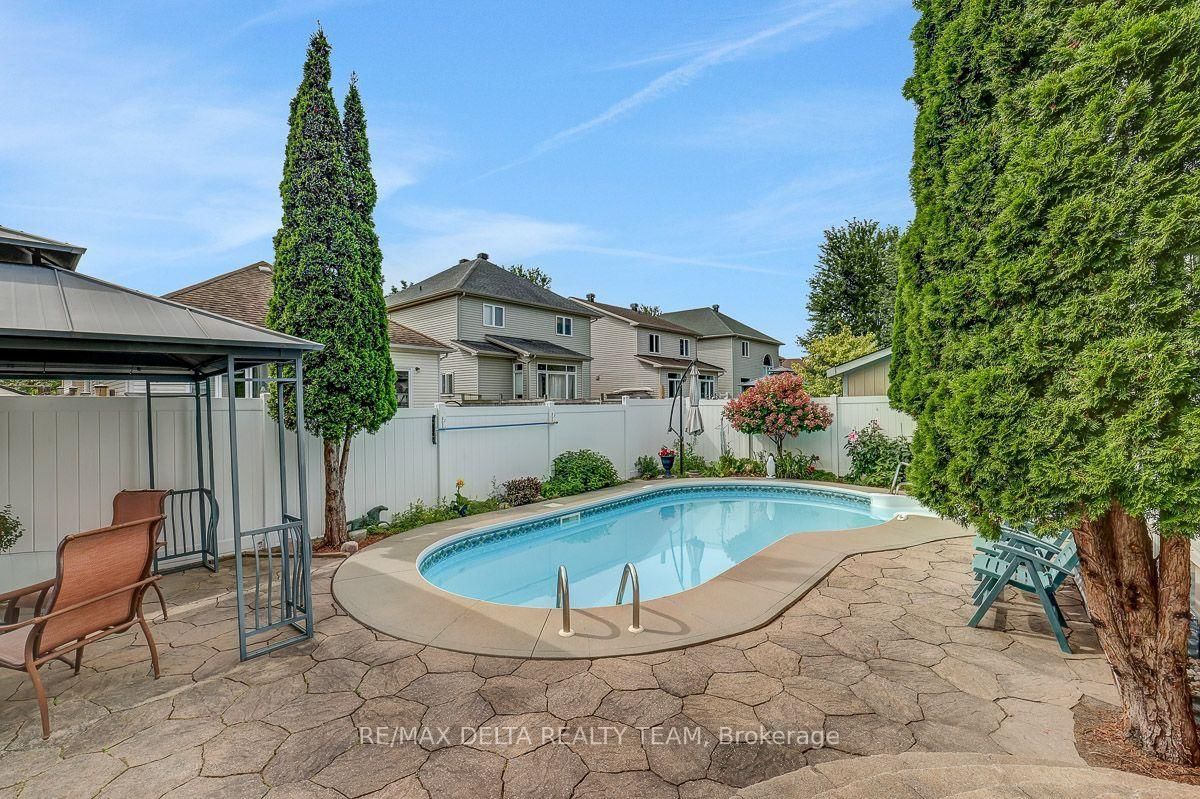 1032 Valin Street • Ottawa, ON photo 40