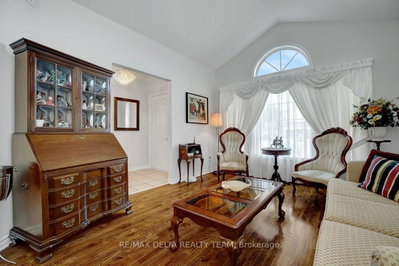 1032 Valin Street • Ottawa, ON photo 8