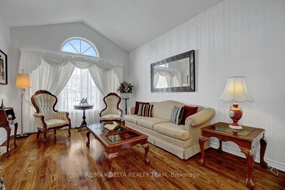 1032 Valin Street • Ottawa, ON photo 9