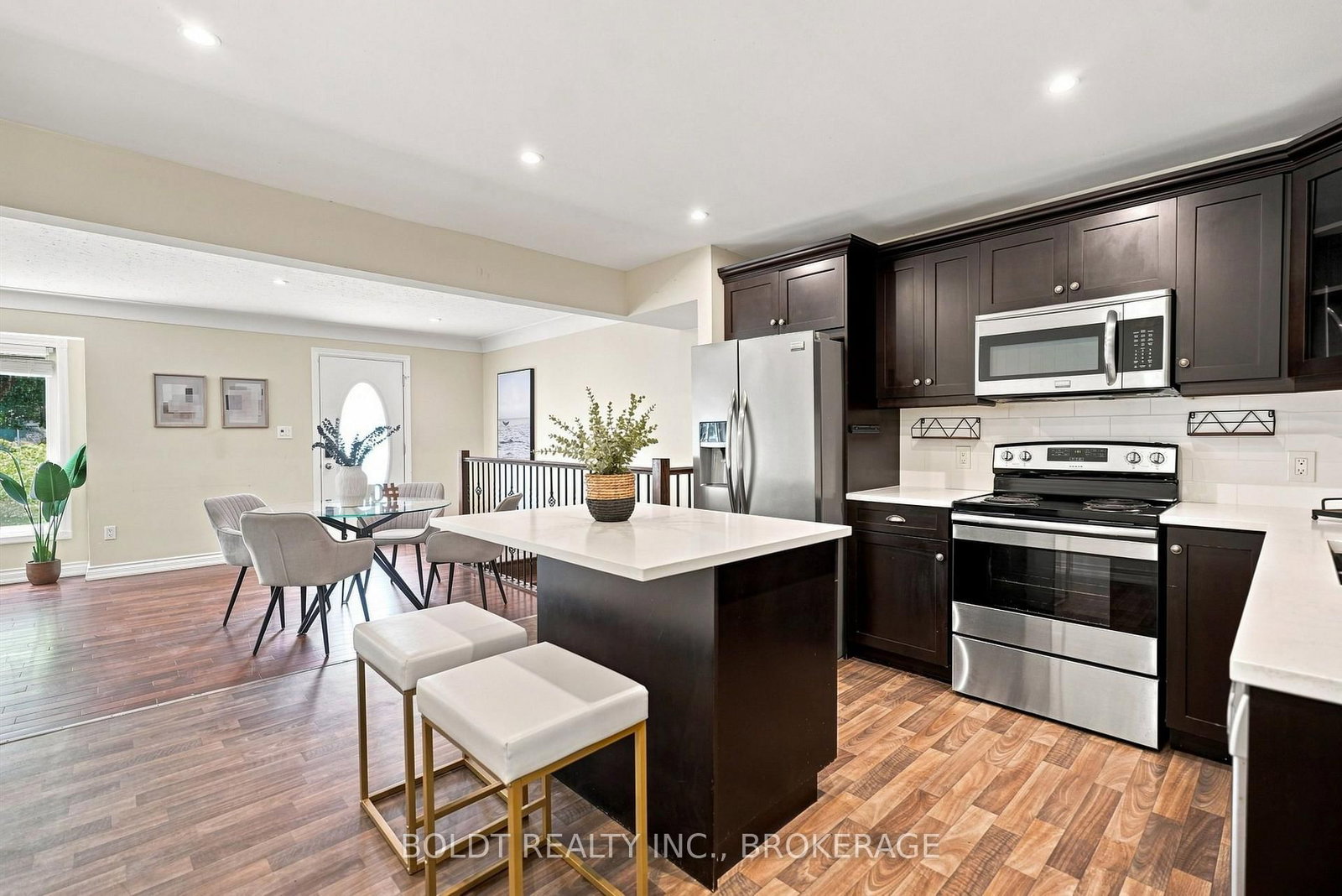 23 Woodelm Drive • St. Catharines, ON photo 12