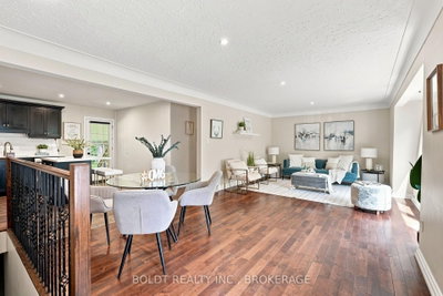23 Woodelm Drive • St. Catharines, ON photo 3