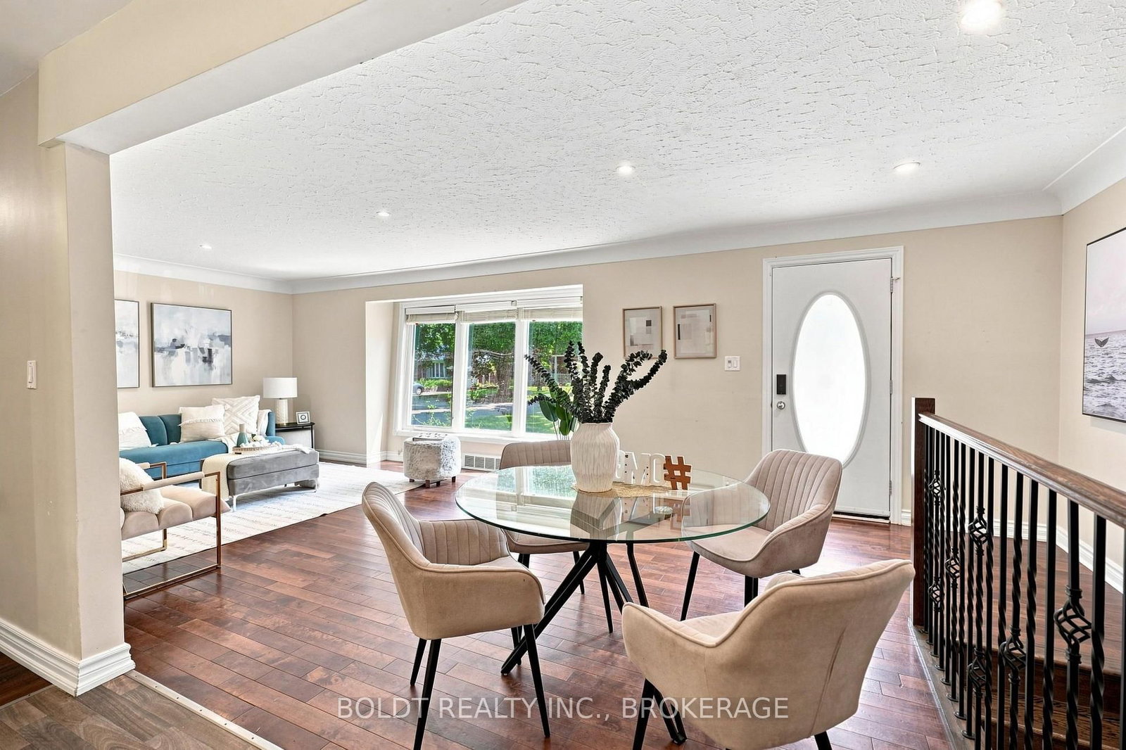 23 Woodelm Drive • St. Catharines, ON photo 9