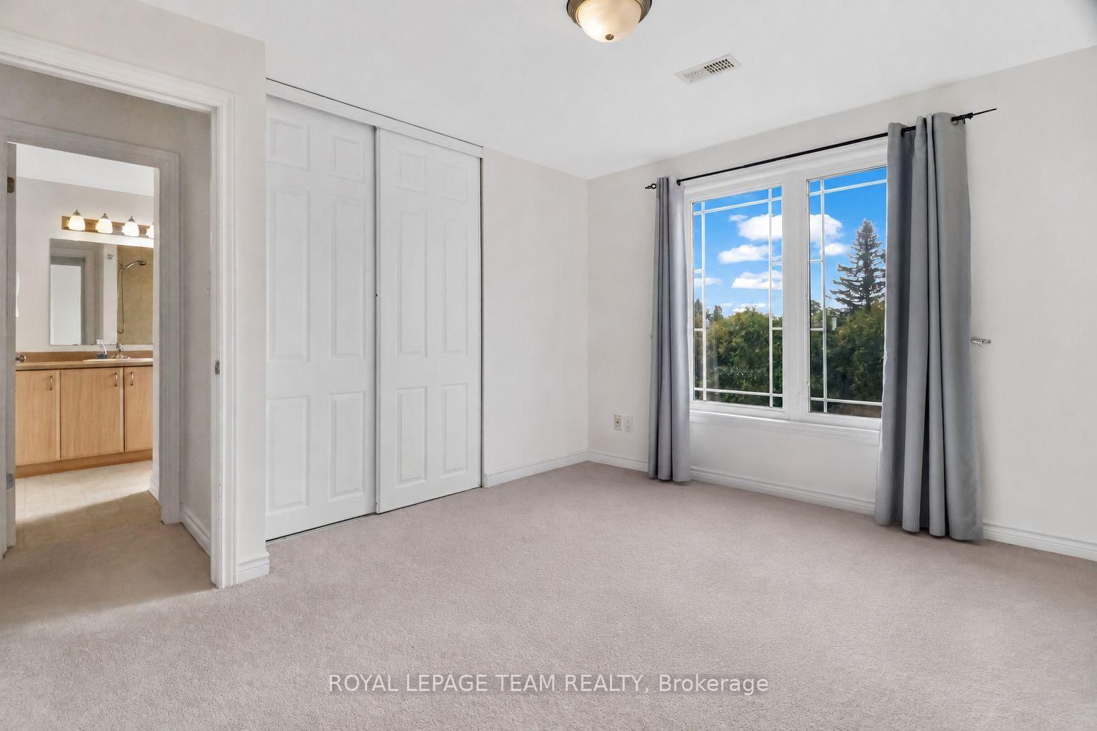 200 Paseo Private • #6 • Ottawa, ON photo 17