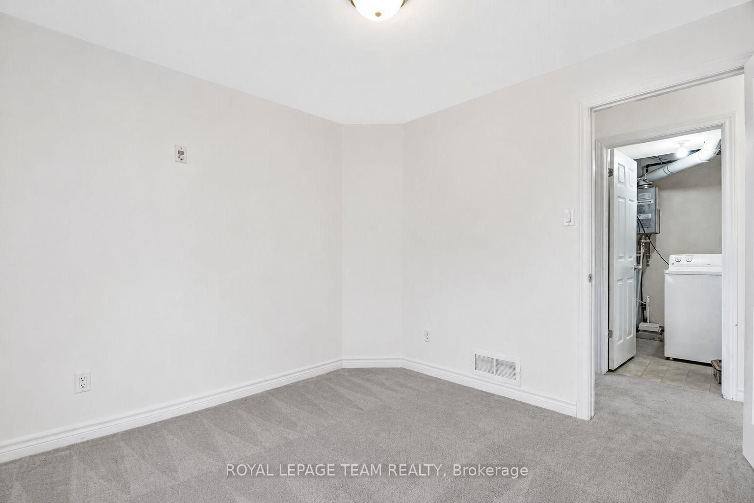 200 Paseo Private • #6 • Ottawa, ON photo 22