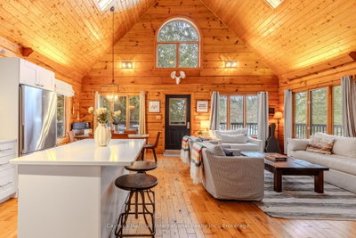 1186 Ashforth Drive • Muskoka Lakes, ON photo 5