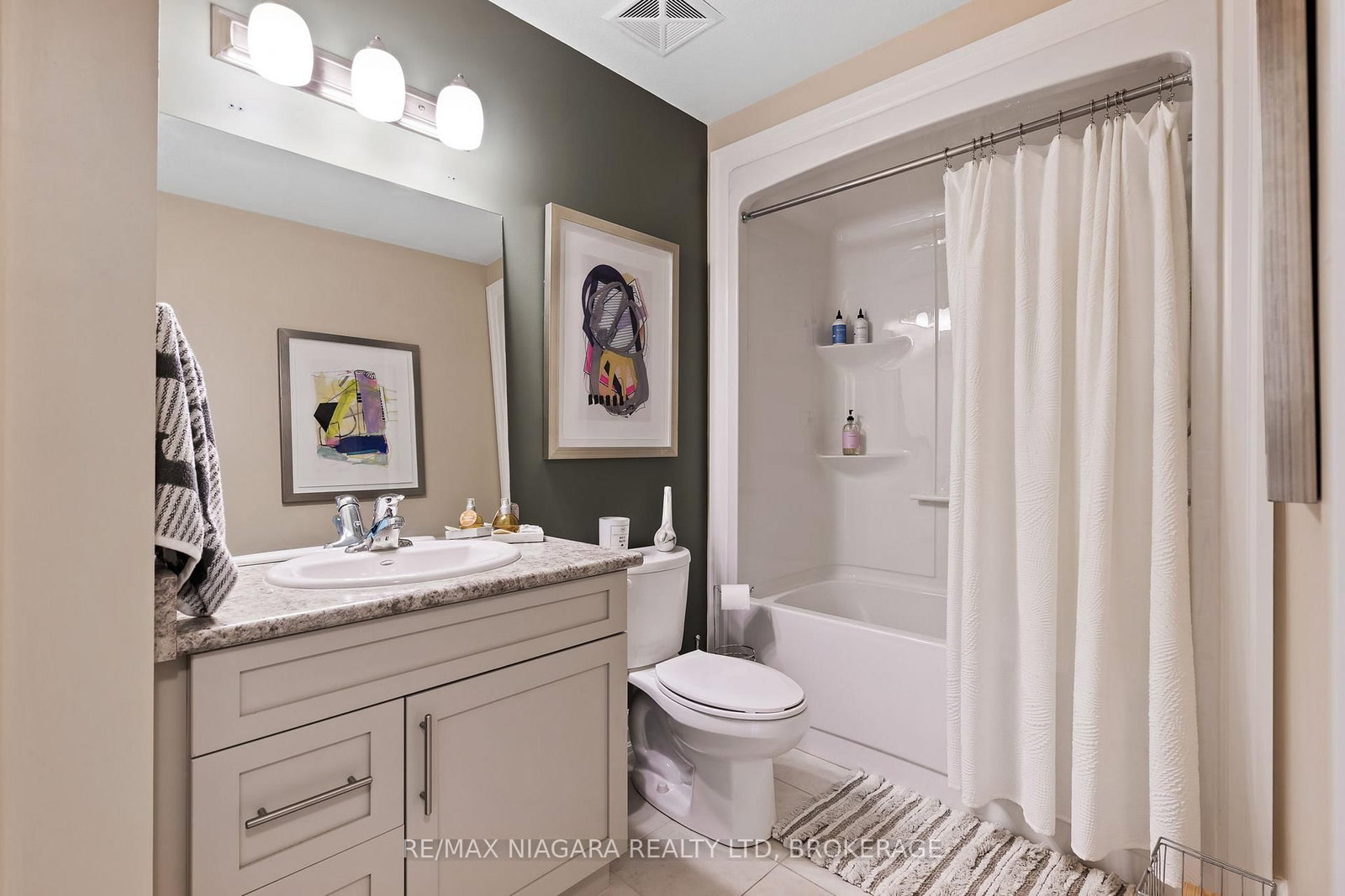 212 Lakeport Road • #203 • St. Catharines, ON photo 18