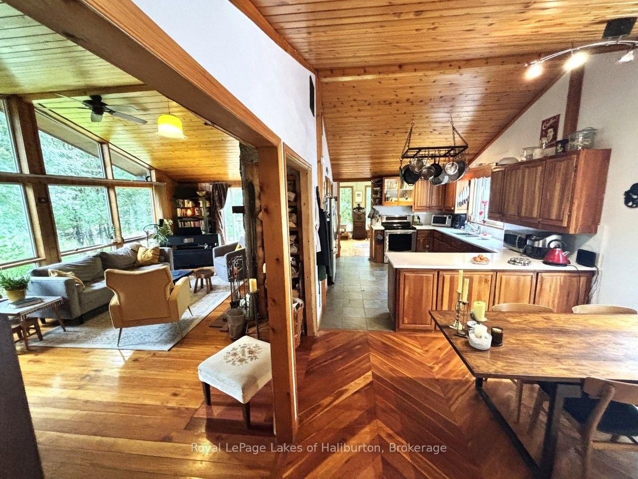 10 Nevison Drive • Kawartha Lakes, ON photo 17