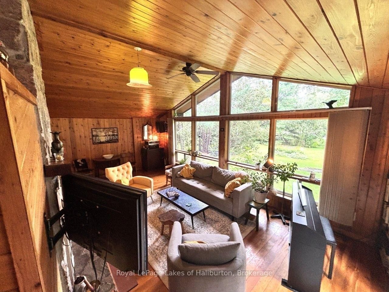 10 Nevison Drive • Kawartha Lakes, ON photo 4