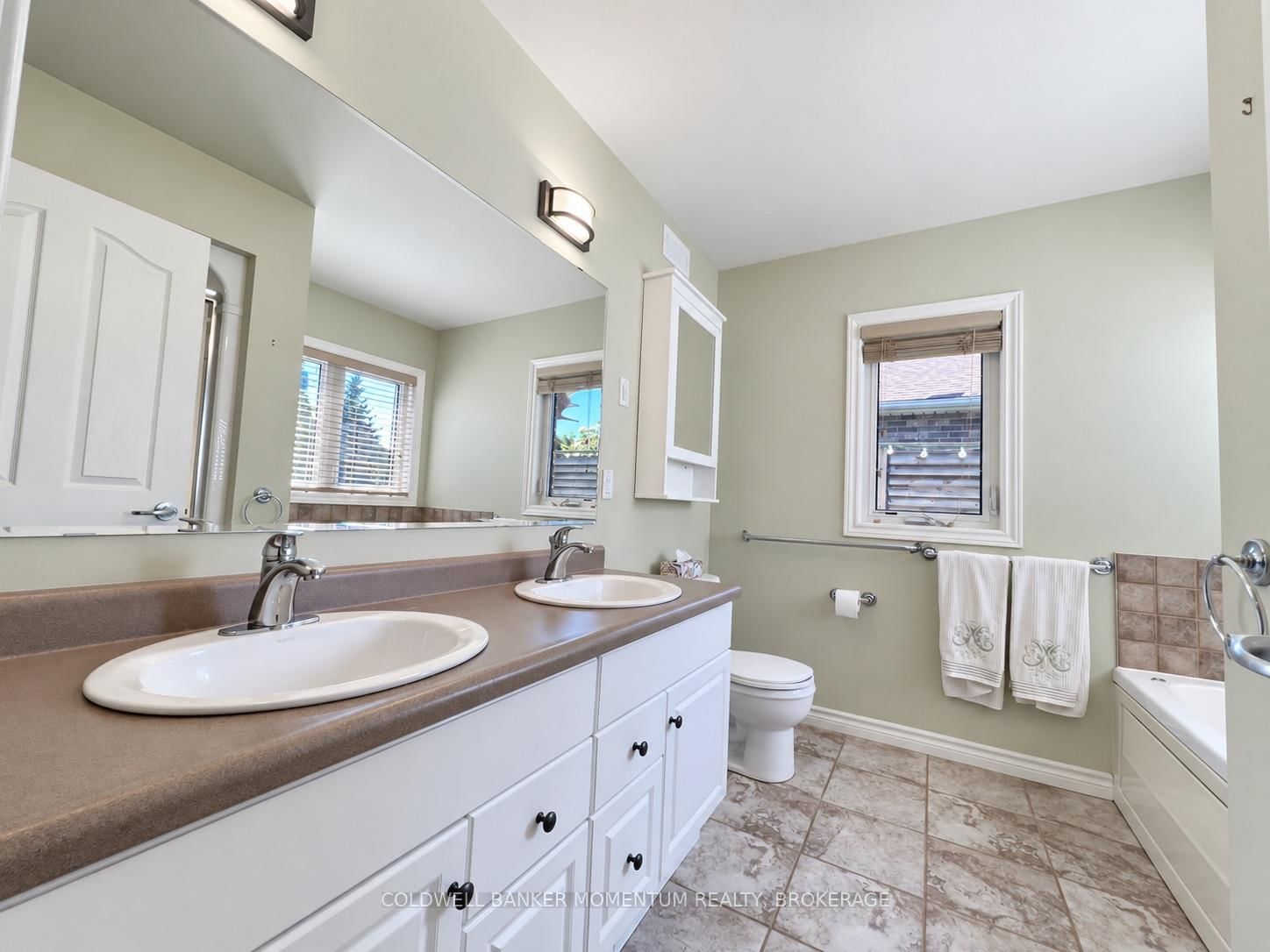 3930 Durban Lane • Lincoln, ON photo 18
