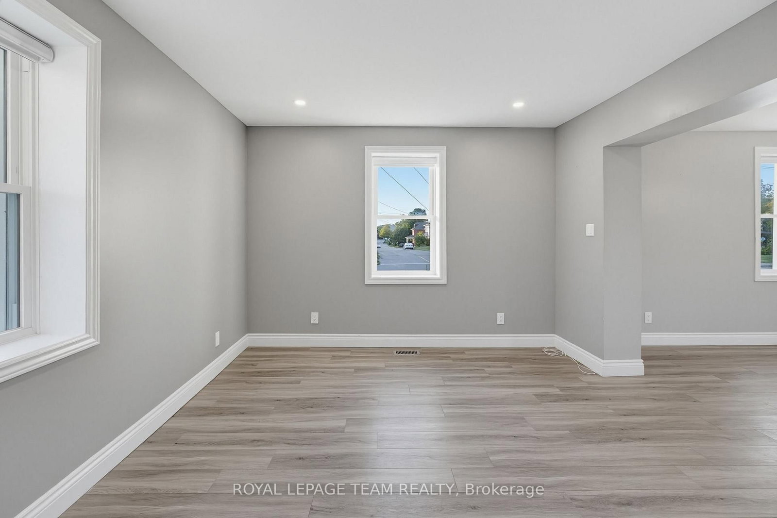 81 BANK Street S • Renfrew, ON photo 14