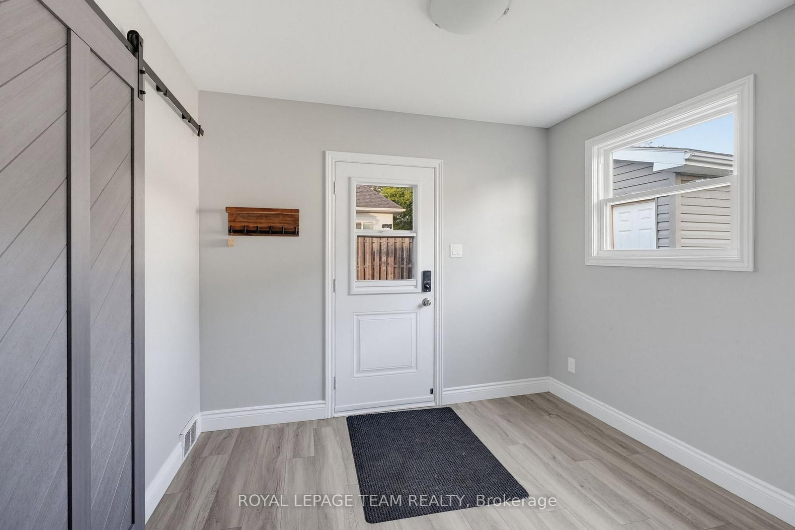 81 BANK Street S • Renfrew, ON photo 4
