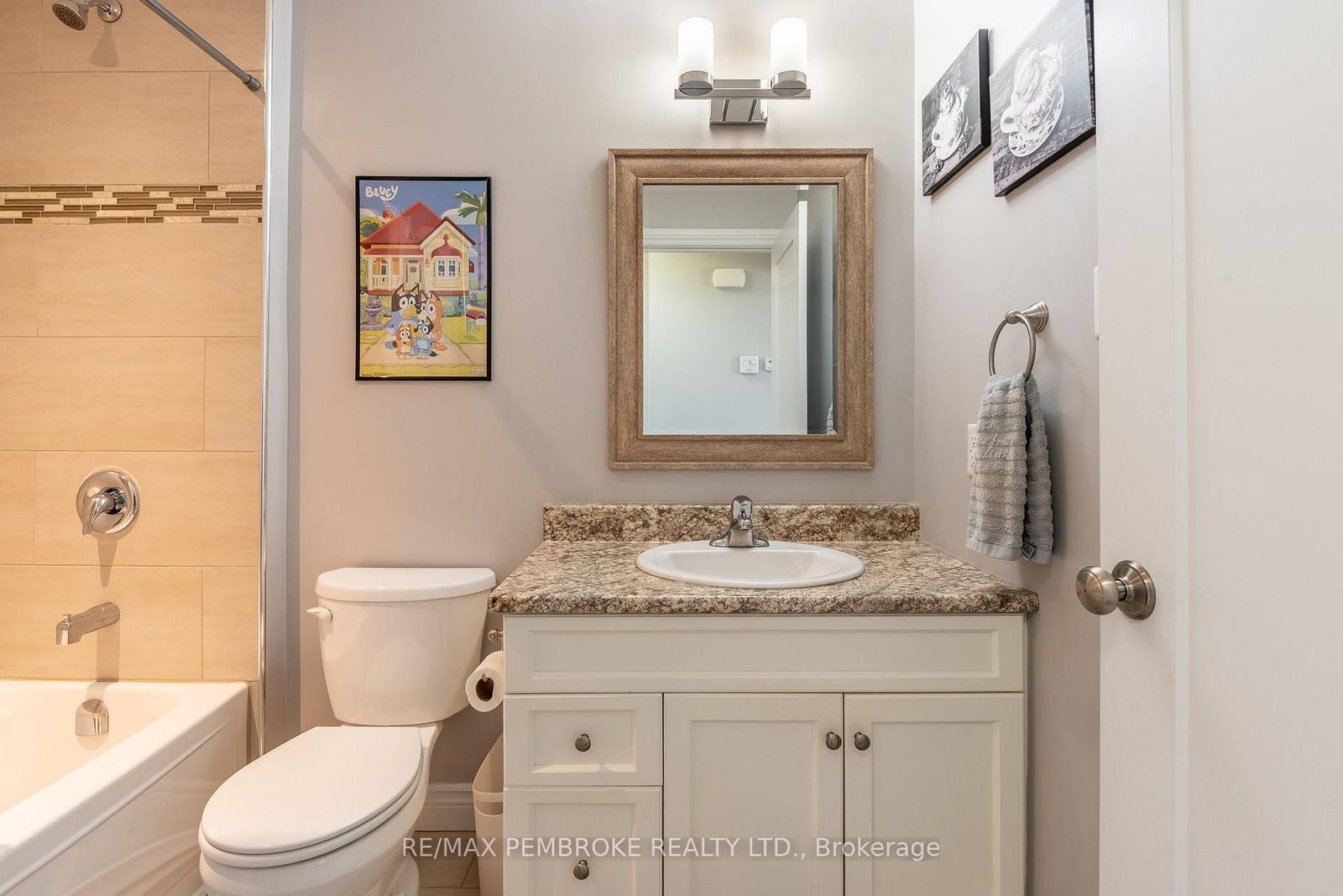 521 Gardner Crescent • Petawawa, ON photo 18