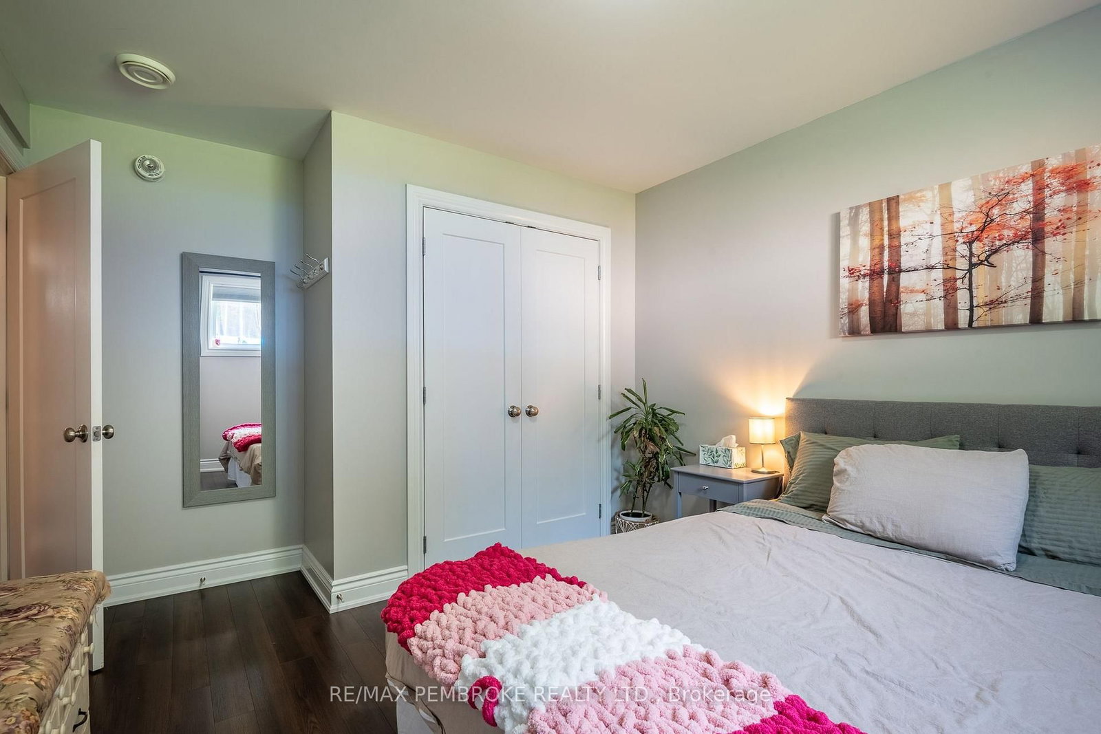 521 Gardner Crescent • Petawawa, ON photo 28