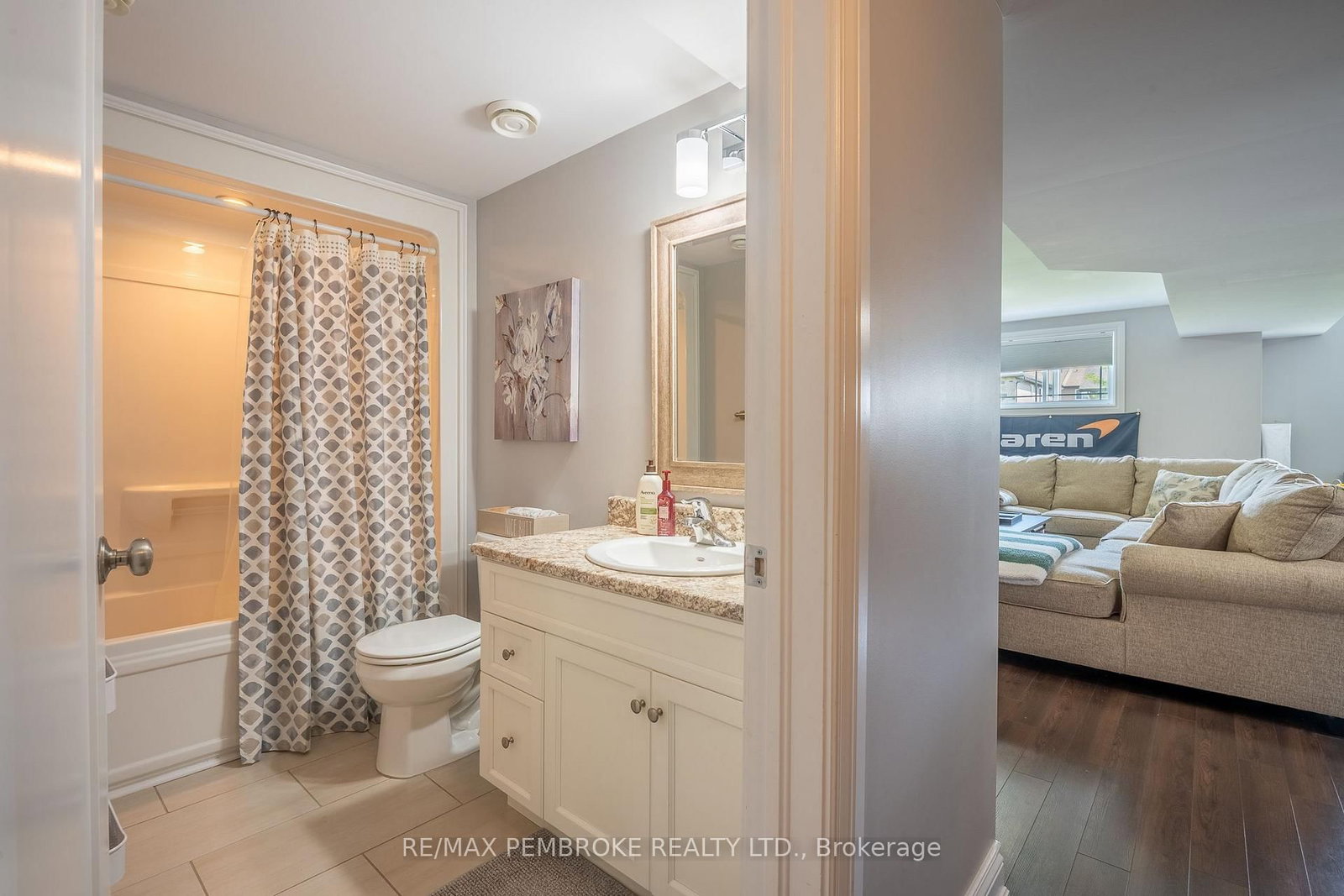 521 Gardner Crescent • Petawawa, ON photo 30