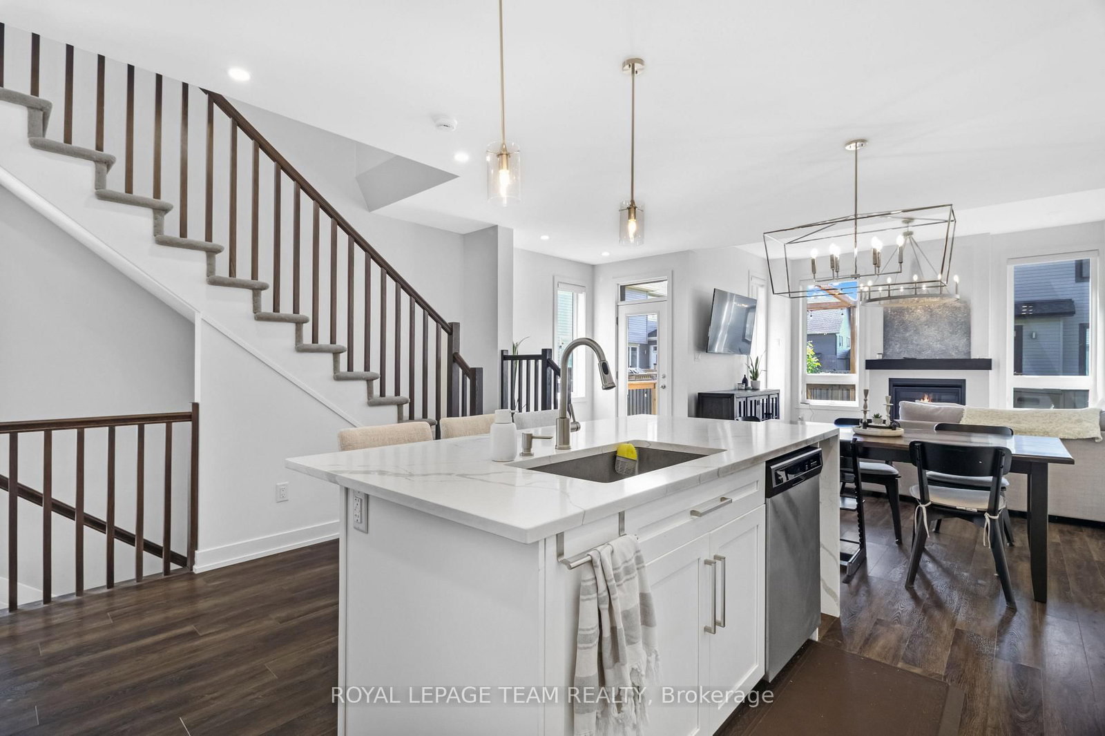607 Edenwylde Drive • Stittsville, ON photo 11