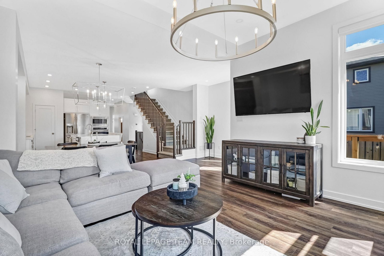 607 Edenwylde Drive • Stittsville, ON photo 16