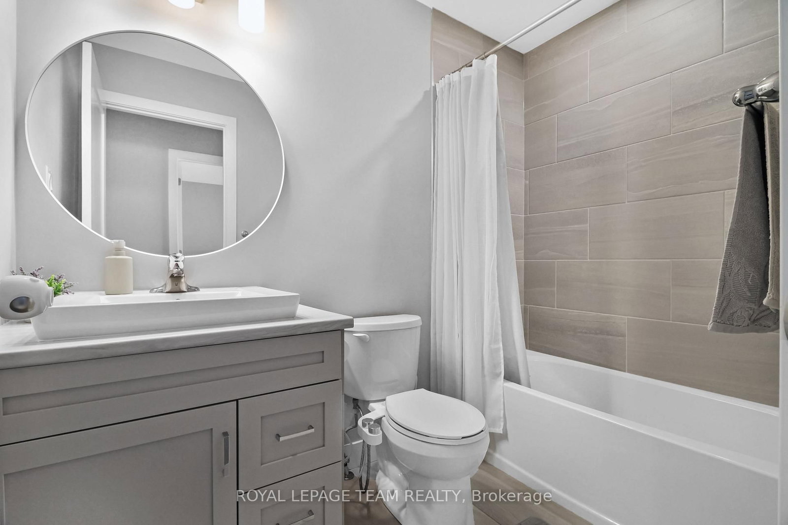 607 Edenwylde Drive • Stittsville, ON photo 25