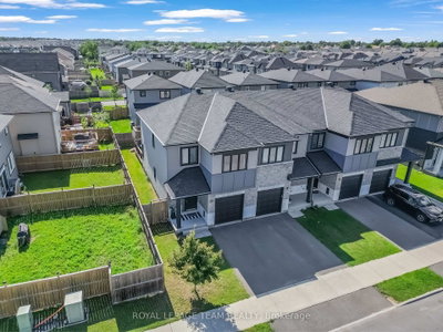 607 Edenwylde Drive • Stittsville, ON photo 3