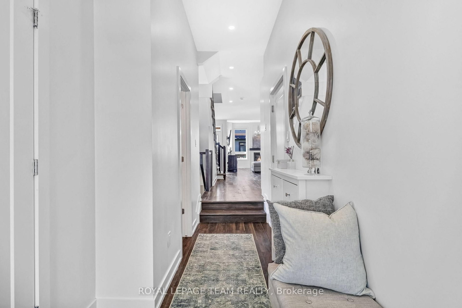 607 Edenwylde Drive • Stittsville, ON photo 5