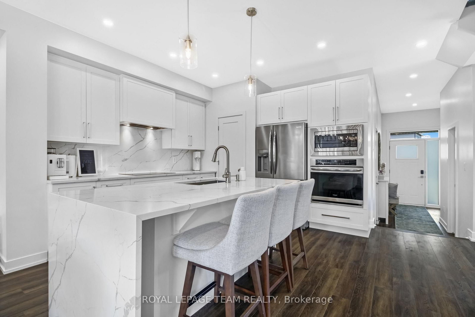 607 Edenwylde Drive • Stittsville, ON photo 9