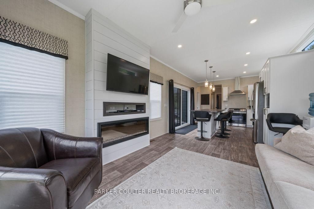 1366 Rosseau Lake Rd 2 • Muskoka Lakes, ON photo 10