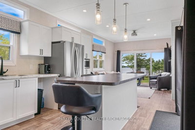 1366 Rosseau Lake Rd 2 • Muskoka Lakes, ON photo 5