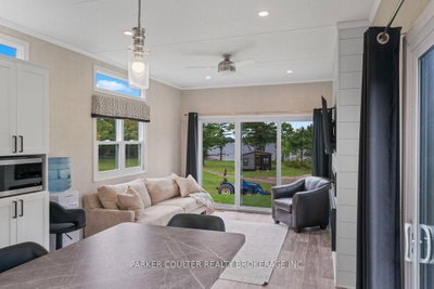 1366 Rosseau Lake Rd 2 • Muskoka Lakes, ON photo 9