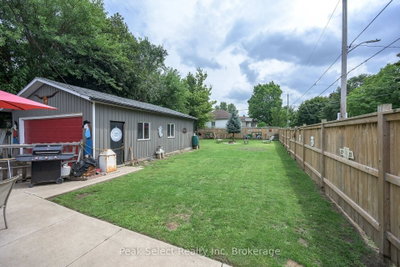 1345 Trafalgar Street • London East, ON photo 7