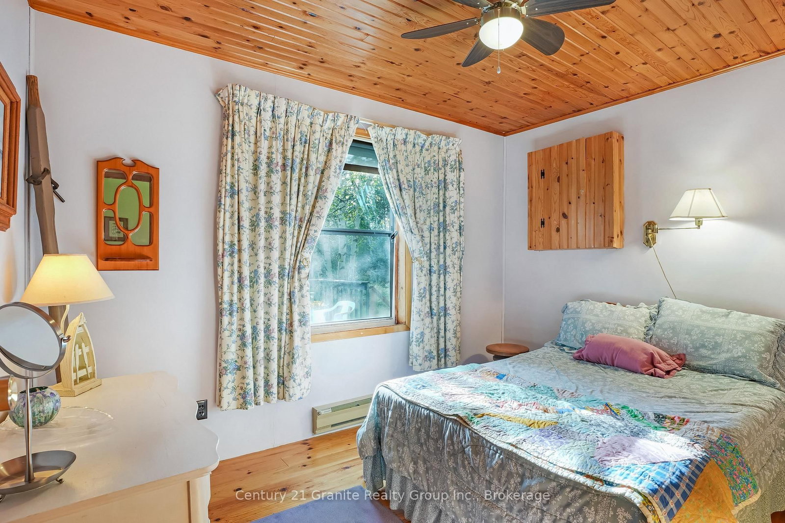 29792 Highway 60 • South Algonquin, ON photo 12