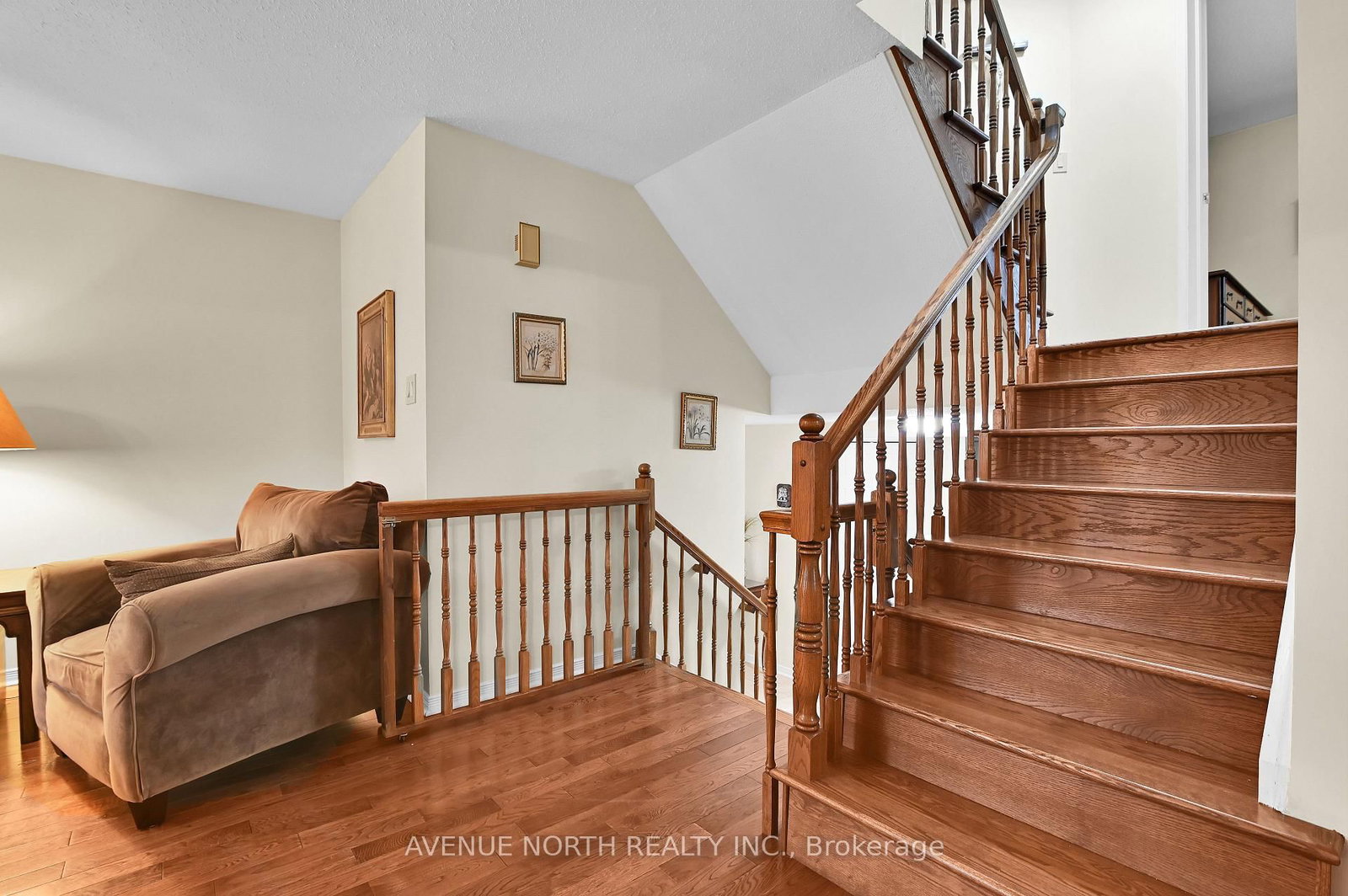 48 Hackett Street • Ottawa, ON photo 16