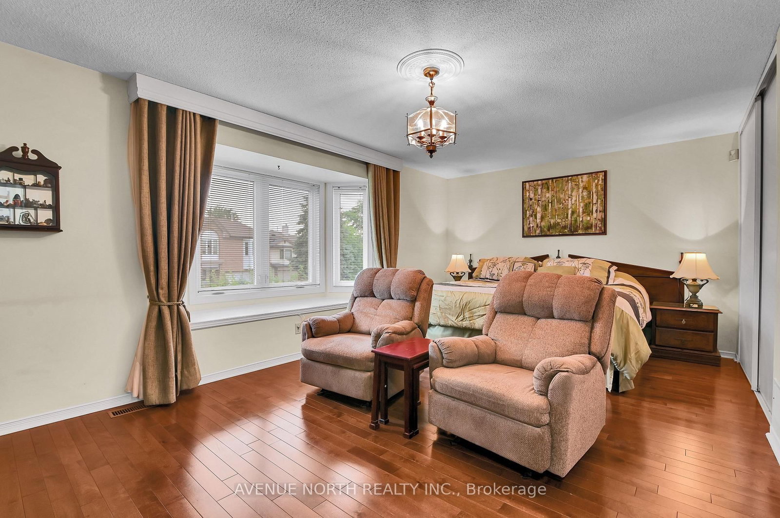 48 Hackett Street • Ottawa, ON photo 17