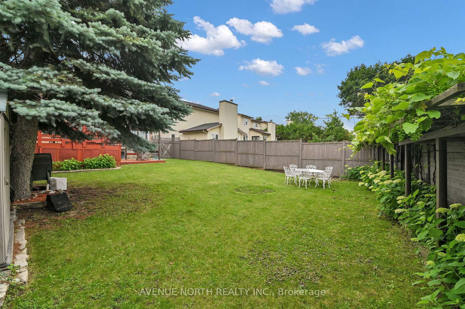 48 Hackett Street • Ottawa, ON photo 37