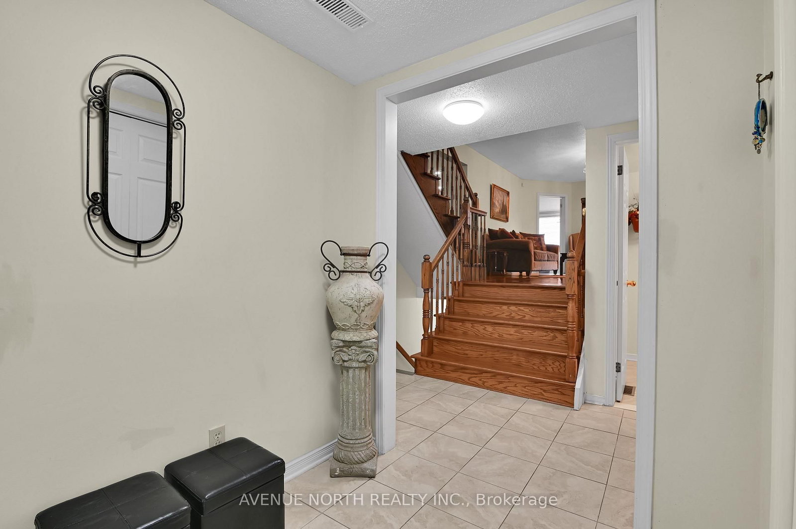 48 Hackett Street • Ottawa, ON photo 5