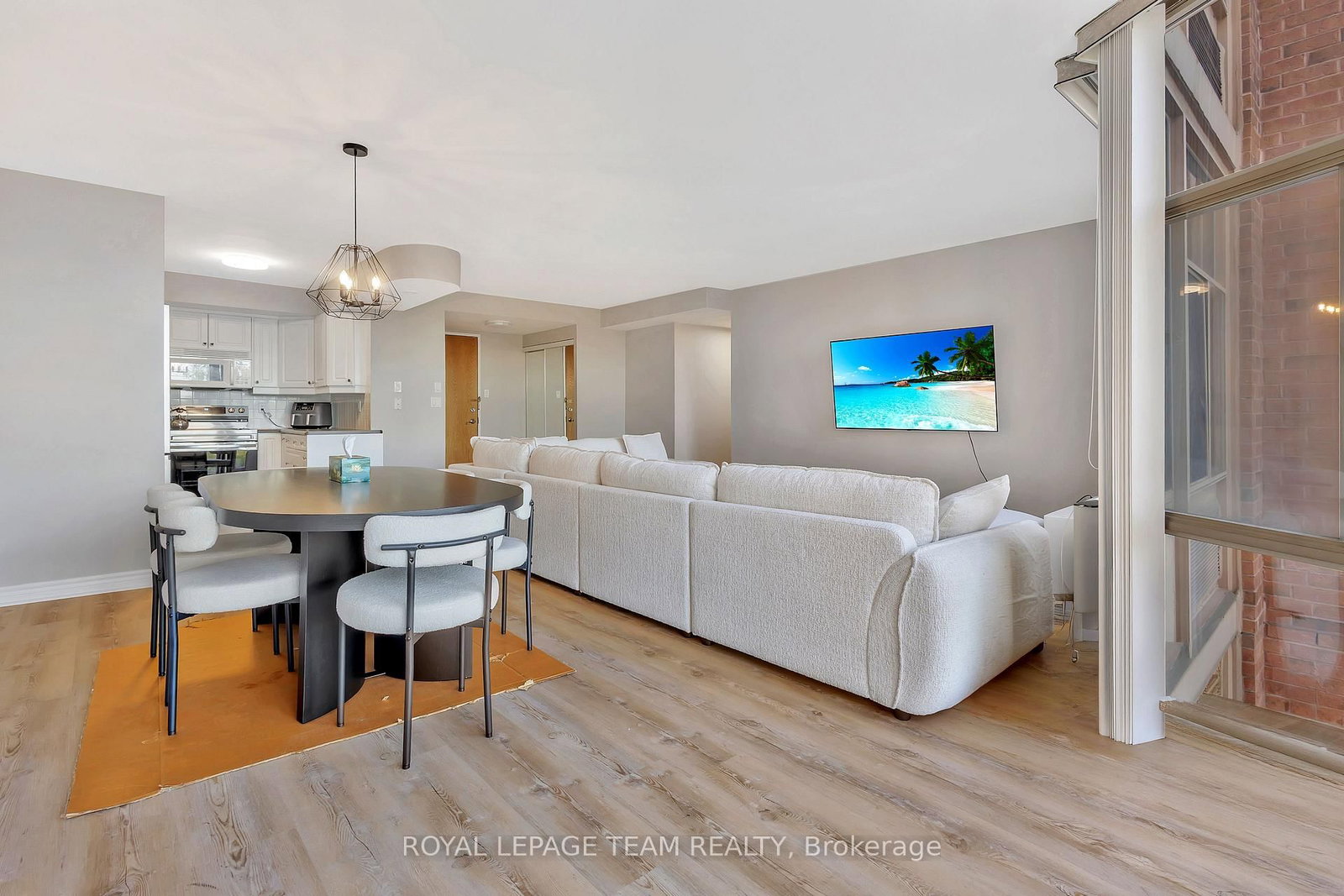 2759 Carousel Crescent • #501 • Ottawa, ON photo 13