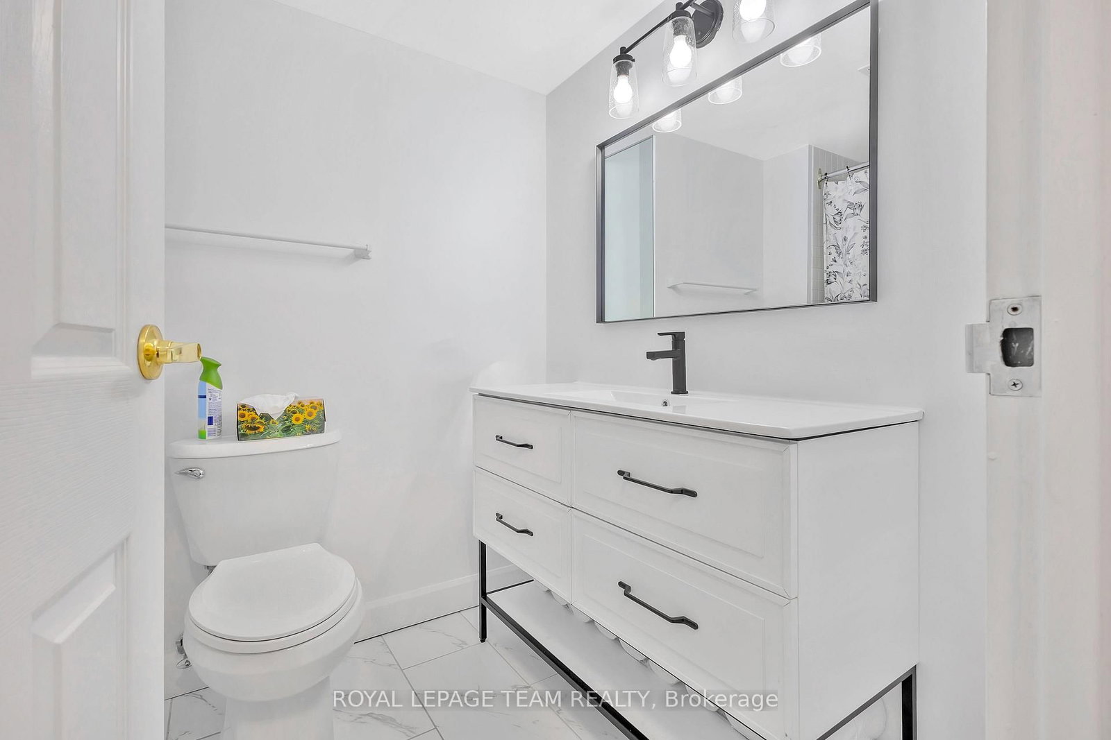 2759 Carousel Crescent • #501 • Ottawa, ON photo 18