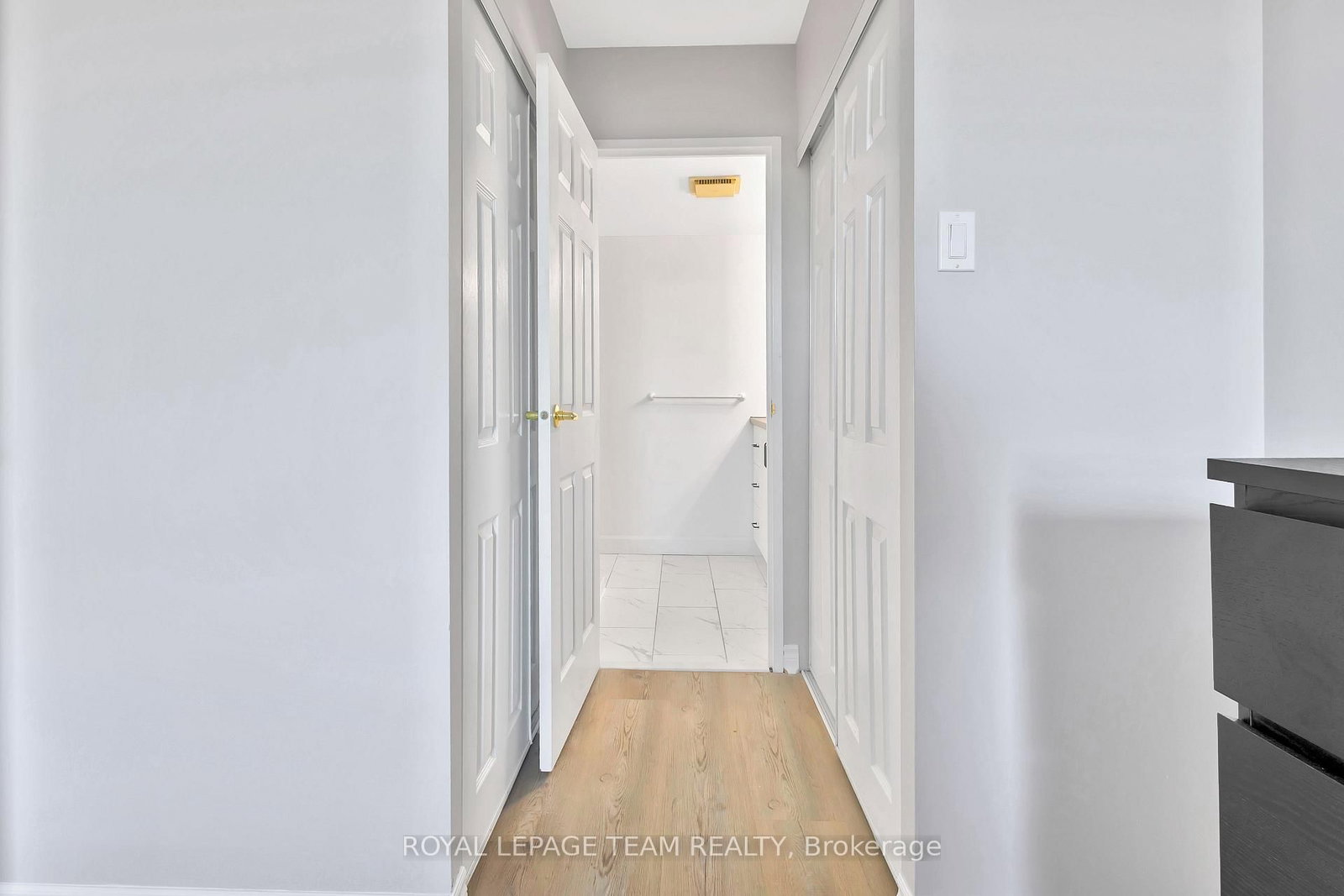 2759 Carousel Crescent • #501 • Ottawa, ON photo 22