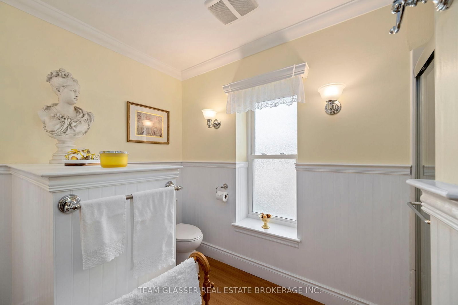 151 MAIN Street • North Middlesex, ON photo 17