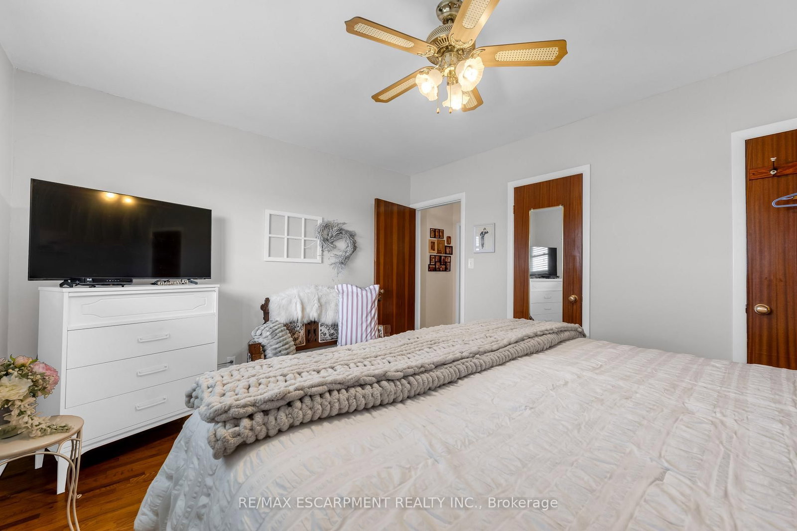 609 Green Mountain Road E • Hamilton, ON photo 13