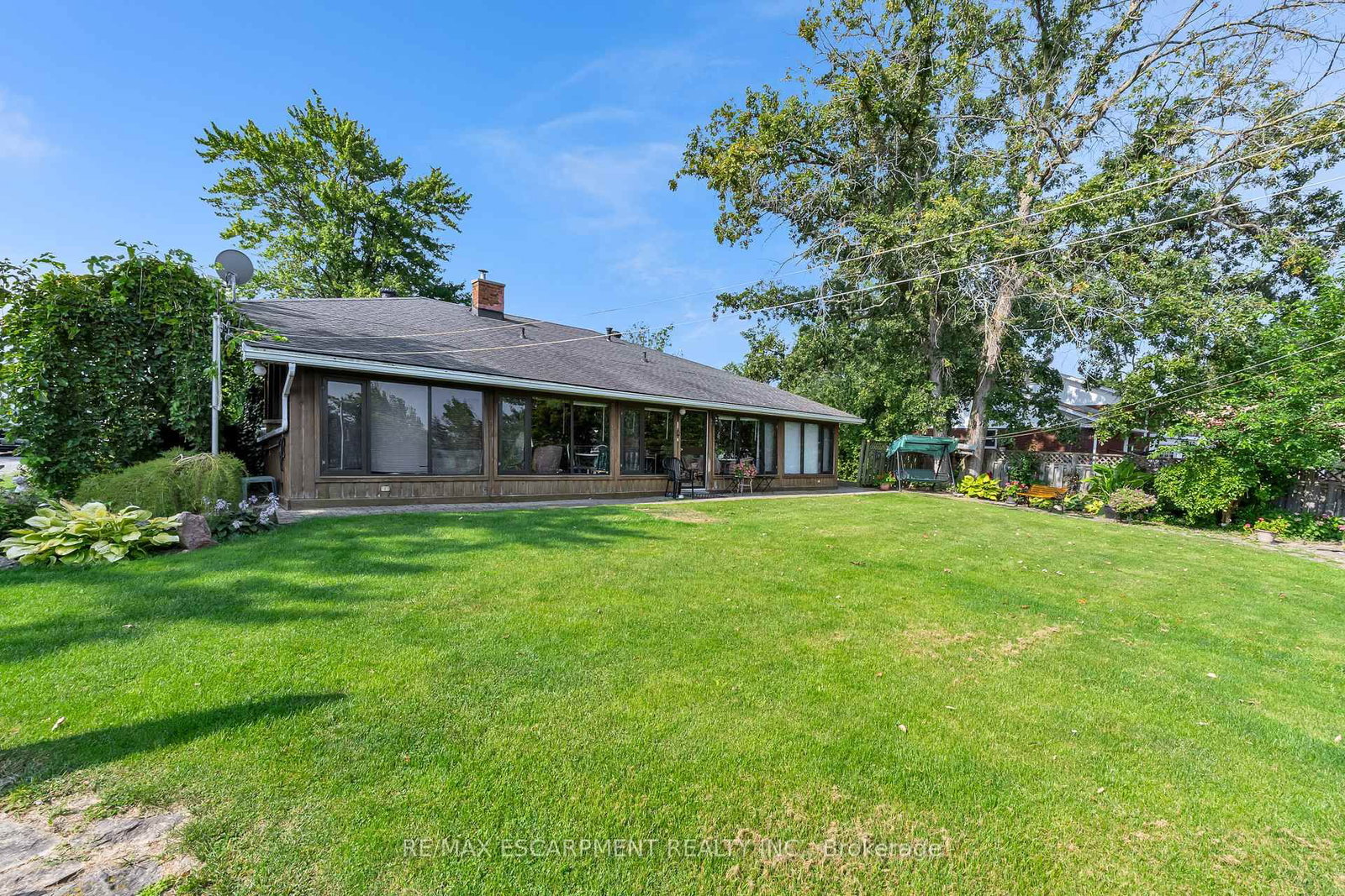 609 Green Mountain Road E • Hamilton, ON photo 21