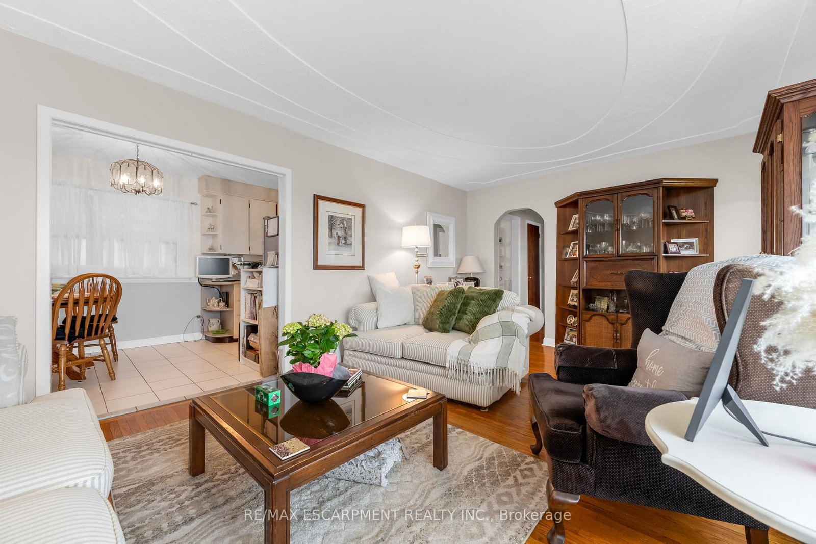 609 Green Mountain Road E • Hamilton, ON photo 7