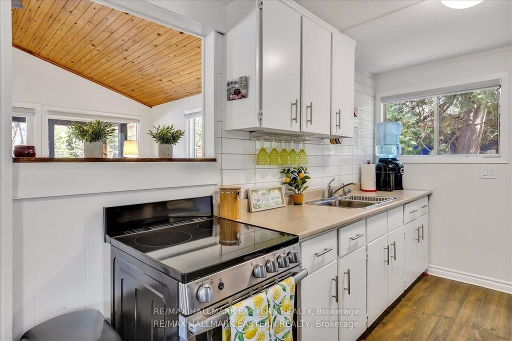 1810 Hull Road • Douro-Dummer, ON photo 6