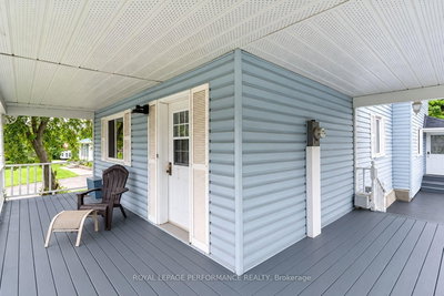 71 Mechanic Street W • North Glengarry, ON photo 3