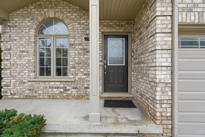 1571 Coronation Drive • #7 • London North, ON photo 8