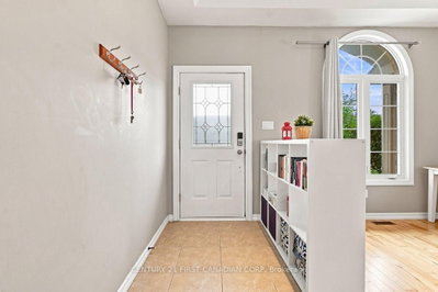 1571 Coronation Drive • #7 • London North, ON photo 9